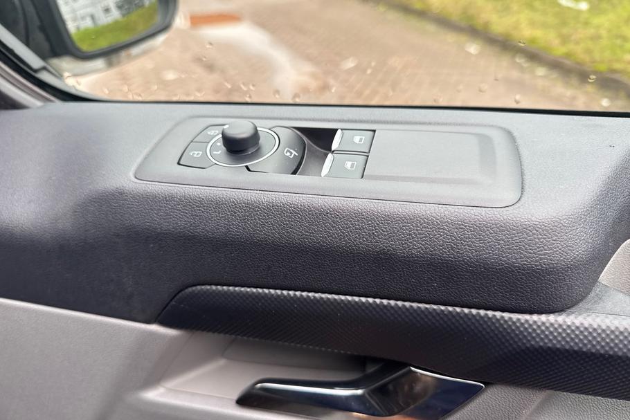 Used Ford TRANSIT CUSTOM WT25NJN 24