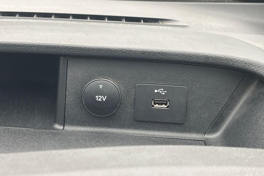 Ford TRANSIT CUSTOM Photo autoimg-870a0e001509e27b4cfaa51aa04636361e1b7015.jpg