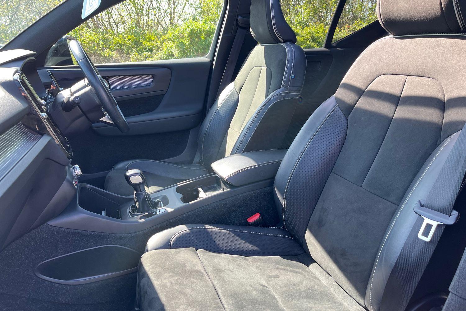 Volvo XC40 Photo 18