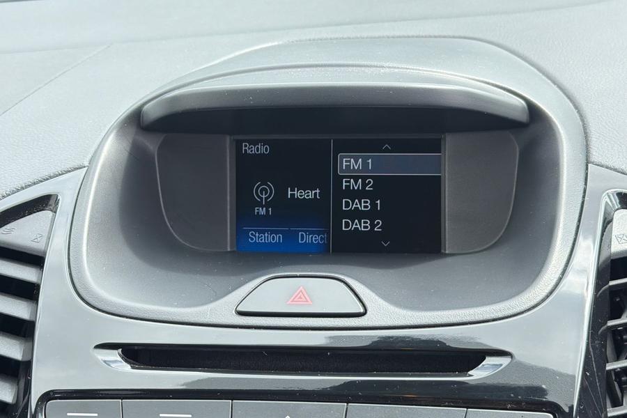 Ford KA+ Photo autoimg-87120b27f8cdd2bcd6116bc4add29baabd0484b2.jpg