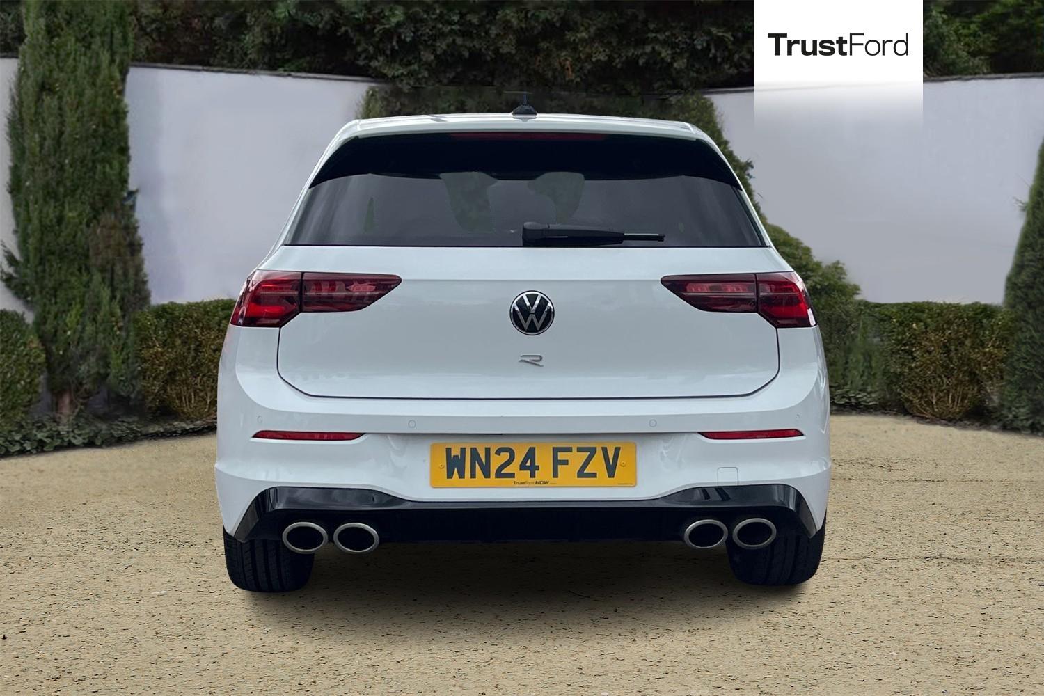 Volkswagen Golf Photo 6
