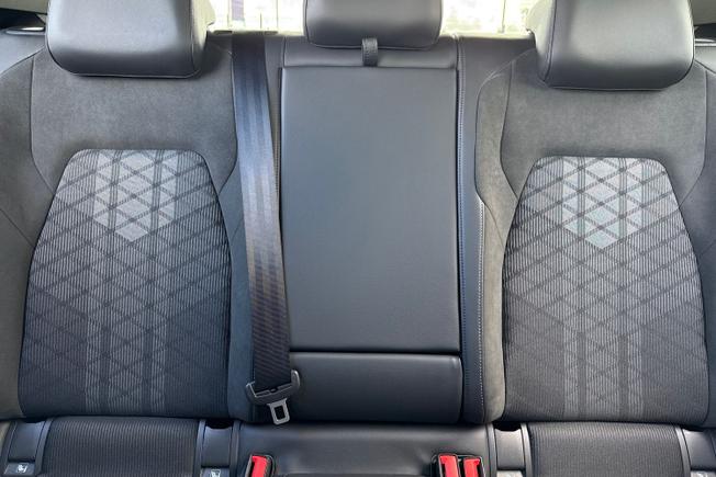 VOLKSWAGEN Golf Photo 41