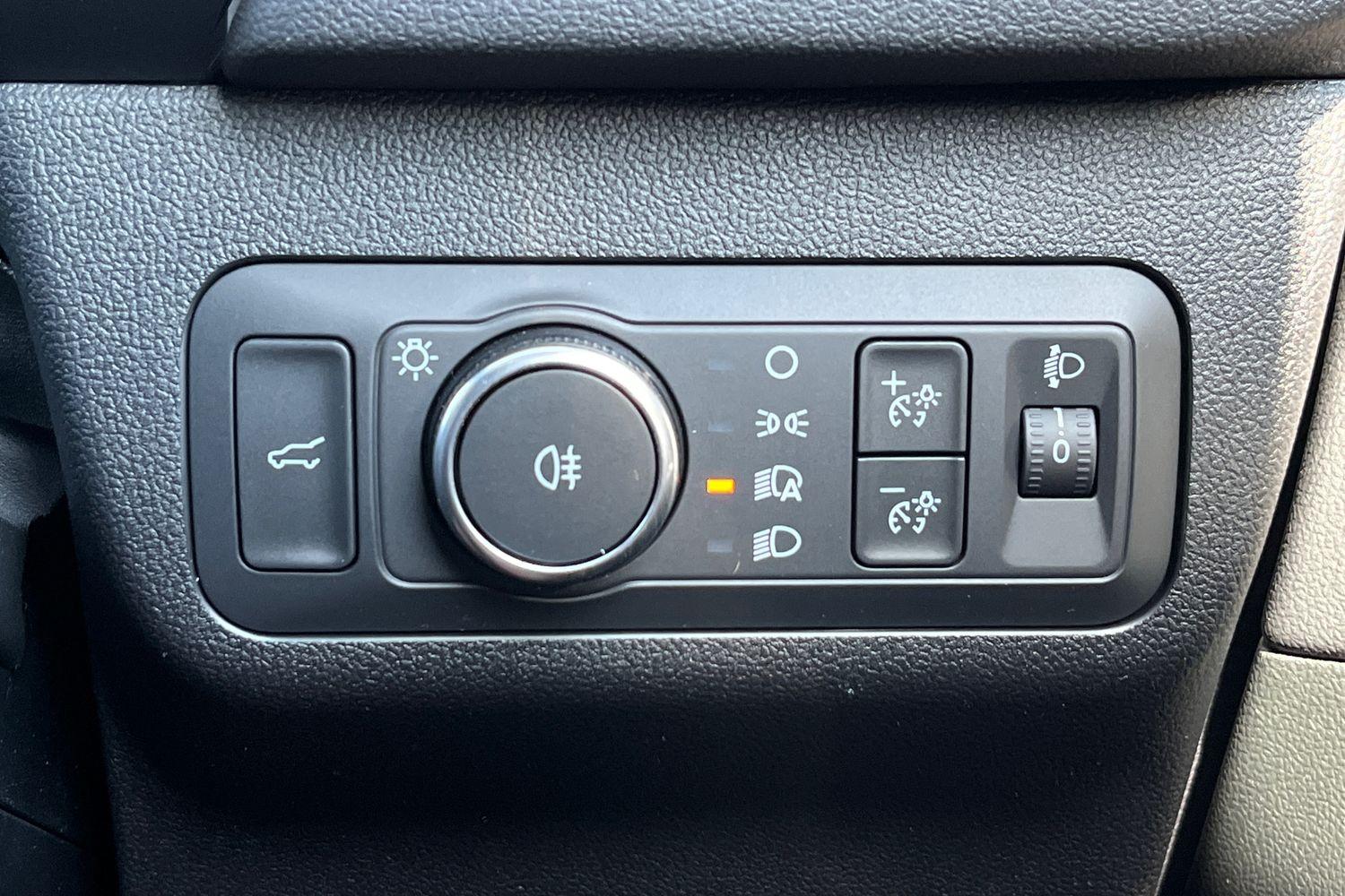 Ford KUGA Photo 32