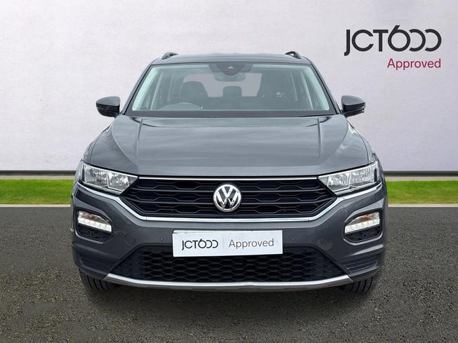 Volkswagen T-Roc Photo 8