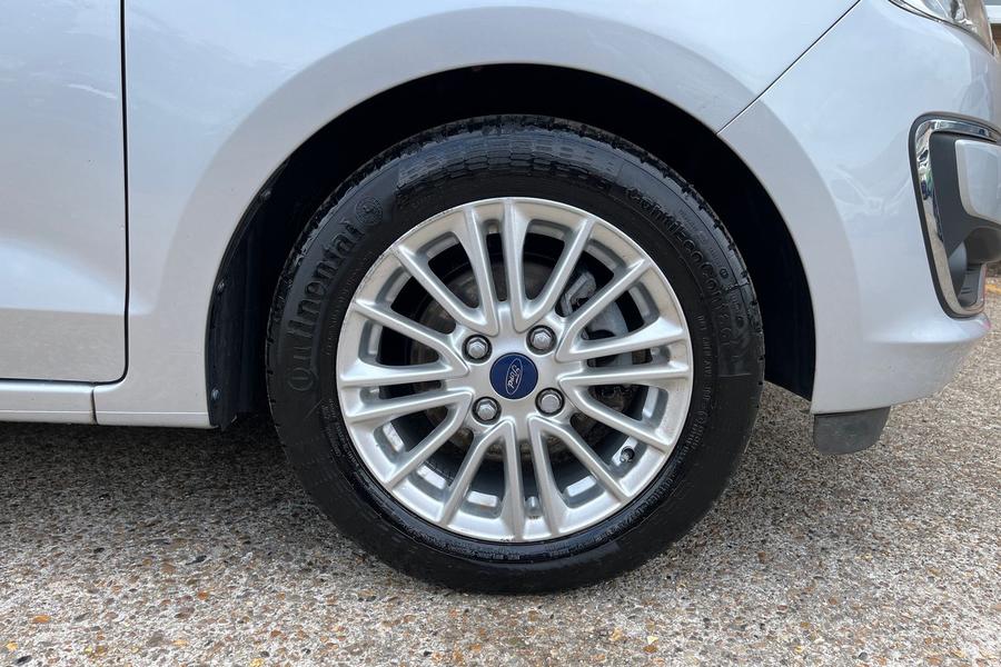 Ford KA+ Photo autoimg-871ed9d6e490c1ac34619d7c510fce7432eac7b0.jpg