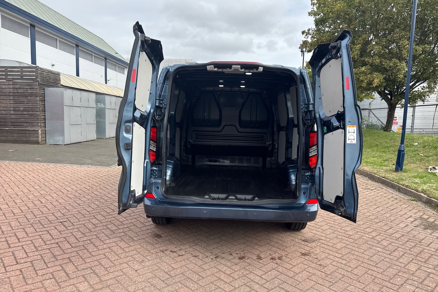 Ford TRANSIT CUSTOM Photo 5