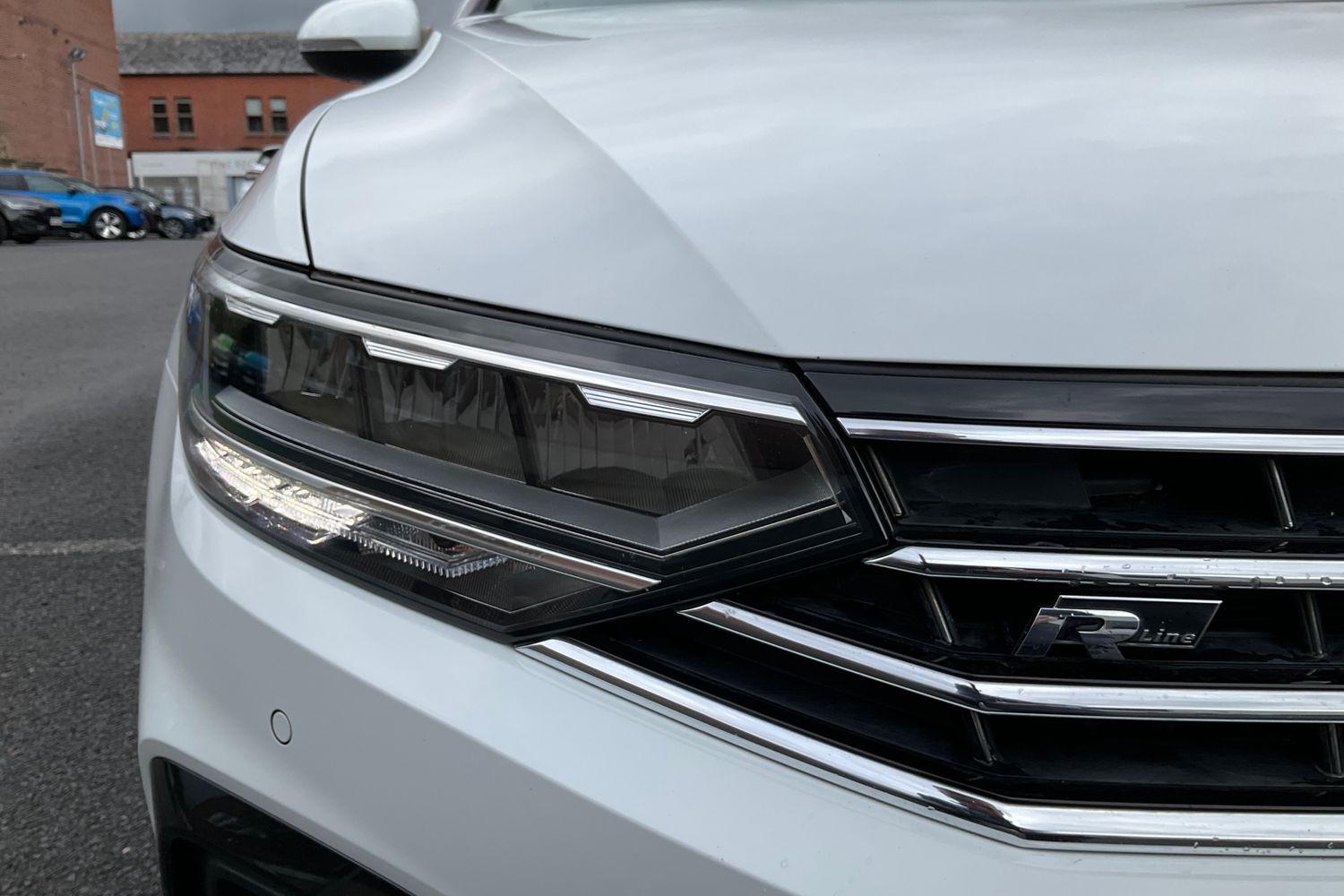 Volkswagen PASSAT Photo 36