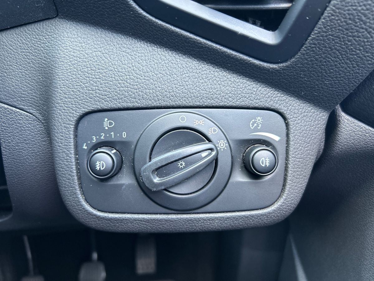 Ford Kuga Photo 28