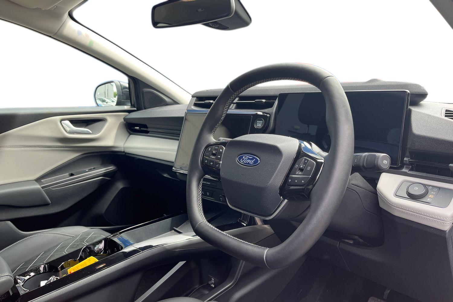Ford PUMA GEN-E Photo 8