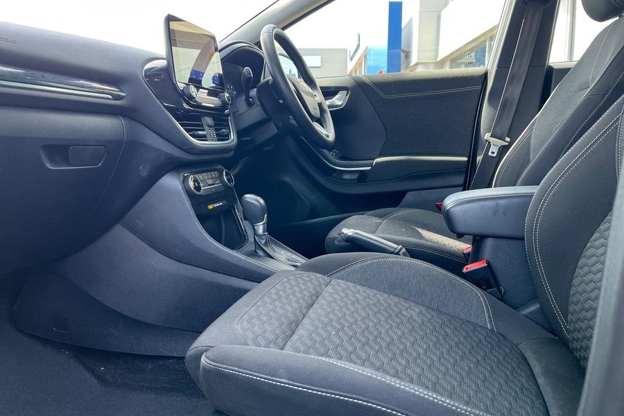 Ford PUMA Photo autoimg-872cf035f9d04b40f81d06e05893d42d4d52fa39.jpg
