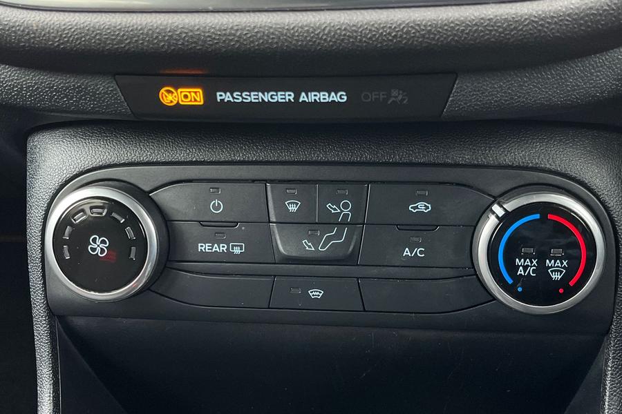 Ford Fiesta Photo autoimg-872f3be4b41e7e14229e657476c387d9e75506d4.jpg