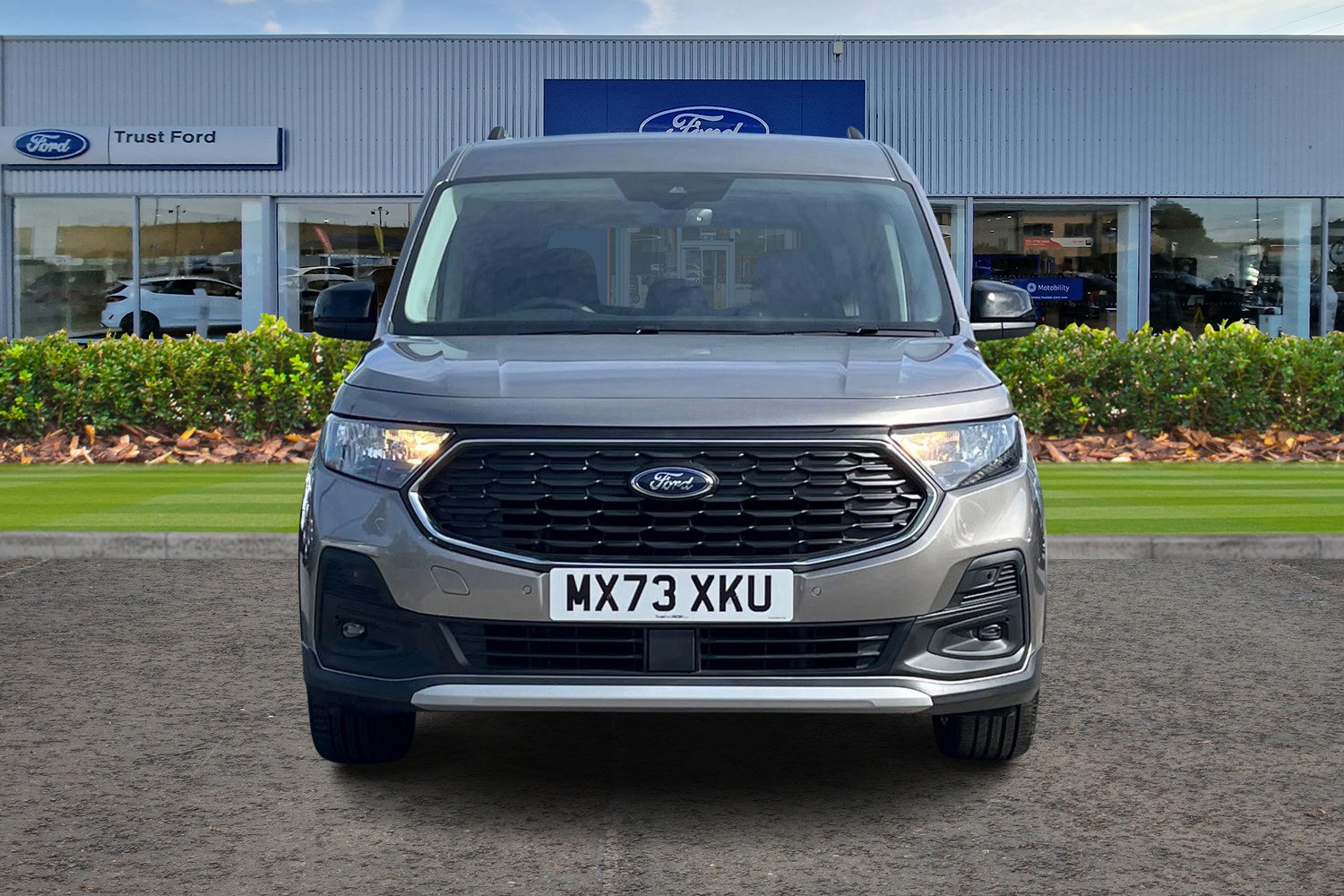 Ford TOURNEO CONNECT Photo 5