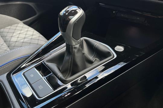Volkswagen Golf Photo autoimg-8732687d03b3b54a48531d18811e5f30dbf74b7e.jpg