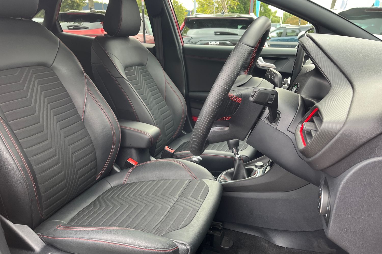 Ford PUMA Photo 16