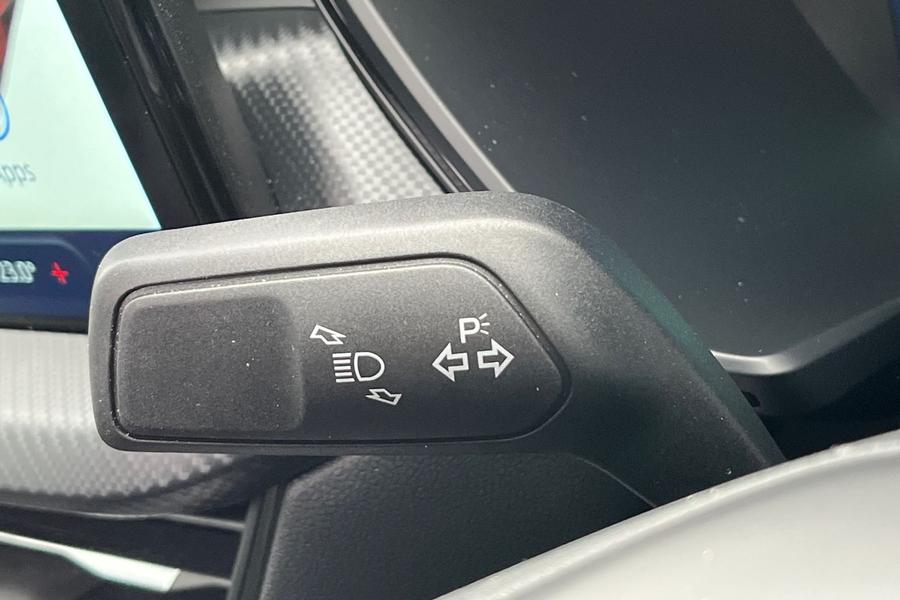 Ford Kuga Photo autoimg-8734f6379edb97f7b3192ff222c4ac5cb939a990.jpg