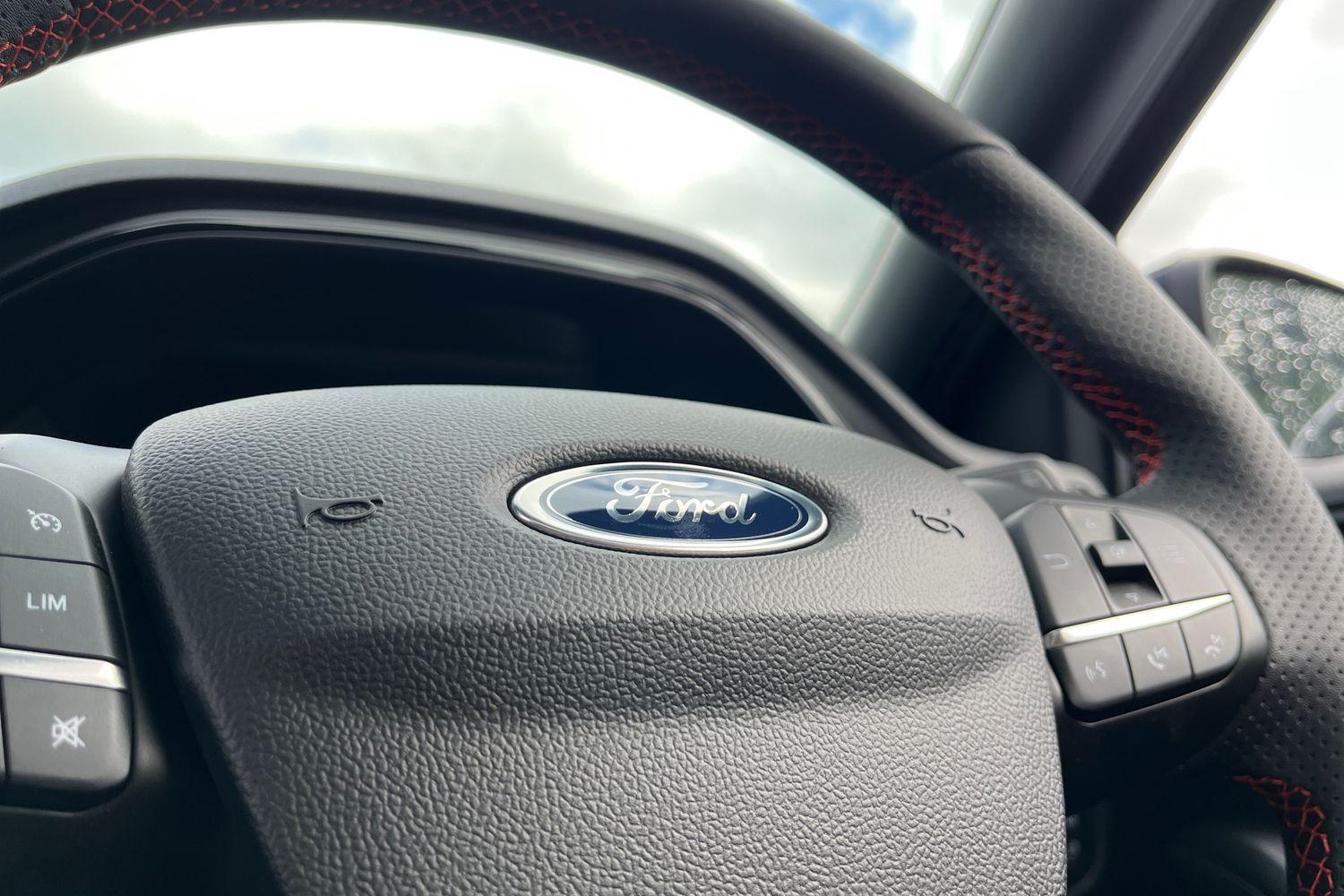 Ford Focus Photo 39