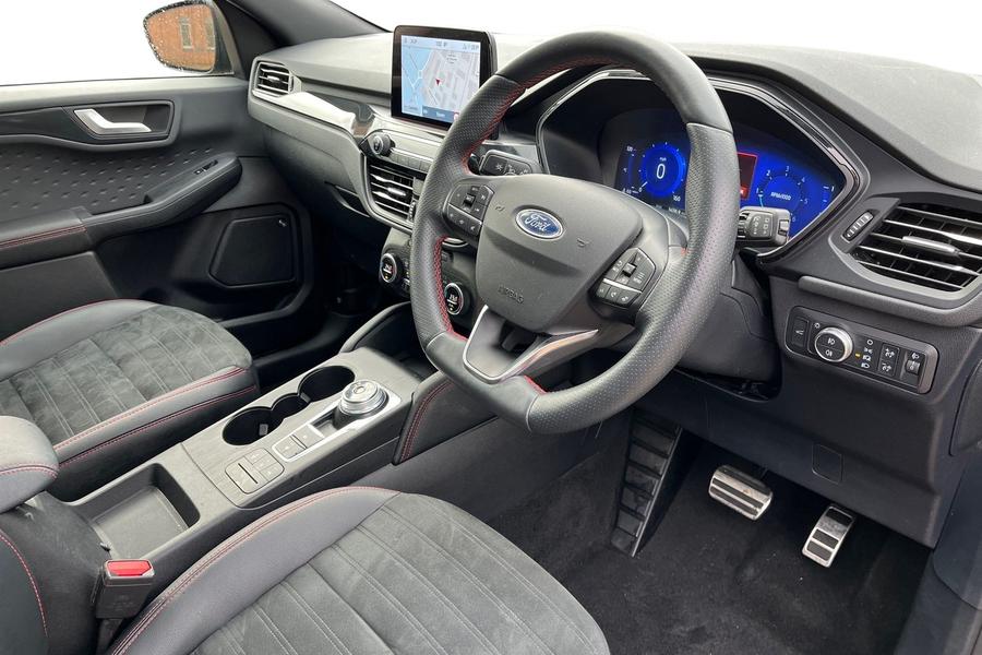 Ford Kuga Photo autoimg-873803531e4182d14bb74ad3f0dd42d879b69717.jpg
