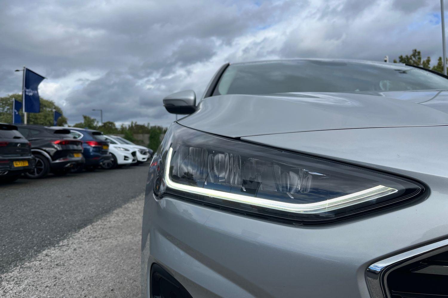 Ford Focus Photo 39