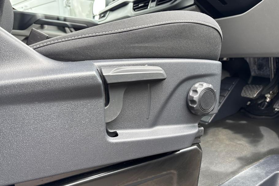 Used Ford Transit Custom WP75FYH 32