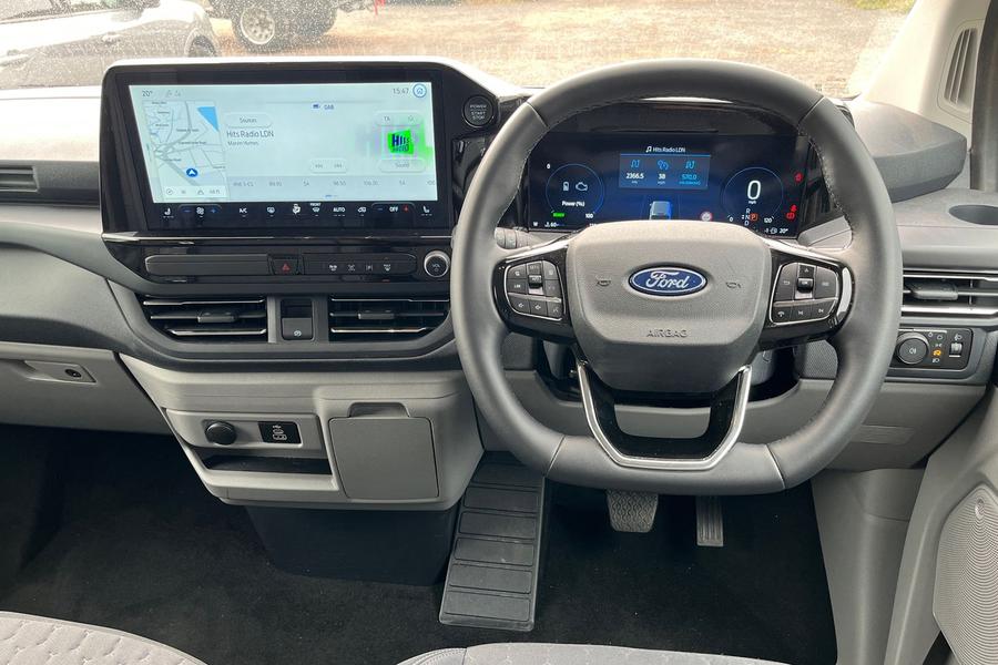 Ford TOURNEO CUSTOM Photo autoimg-873b960d8399d9f845d1dc7ff403011124268ff7.jpg
