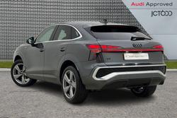 AUDI Q3 Photo 3