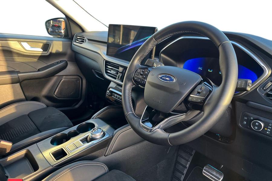 Ford KUGA Photo autoimg-87401277cb491643773a71c64c5b937e99de847c.jpg