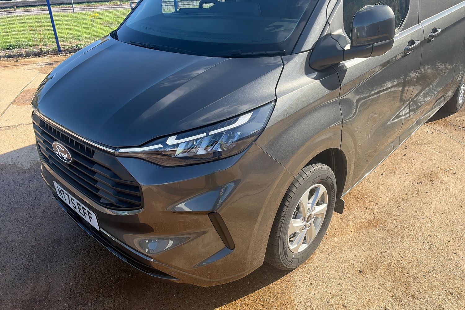 Ford TRANSIT CUSTOM Photo 23