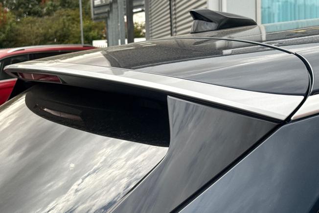 AUDI A6 E-Tron Avant Photo 47