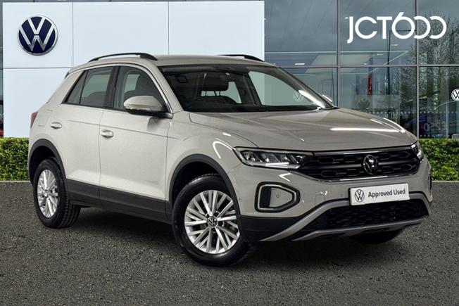Volkswagen T-Roc Photo 1