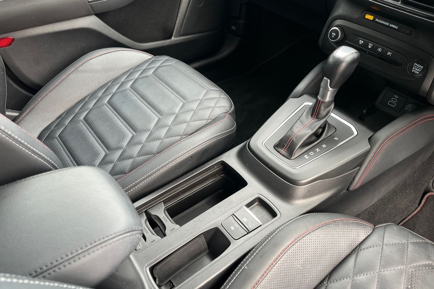 Ford FOCUS Photo 35