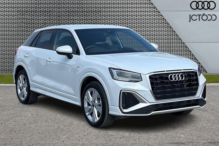 Used 2026 AUDI  Q2 S line 35 TFSI 150 PS 6-speed Glacier White Metallic at JCT600