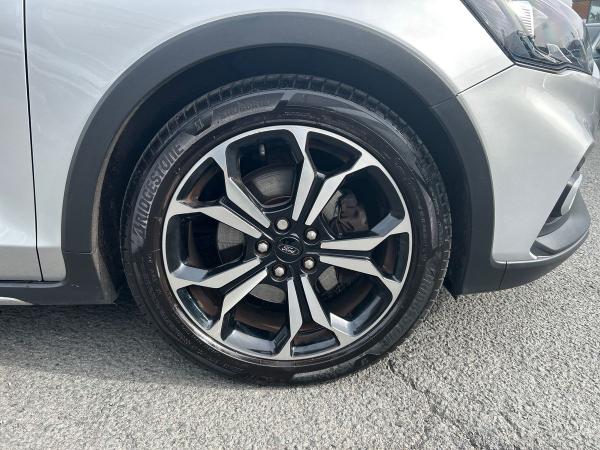 Ford Focus Photo autoimg-8748bb0c8121cf16d6b99c91b82bc5dc293e63e1.jpg