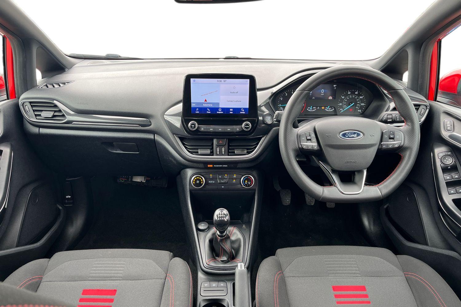 Ford FIESTA Photo 9