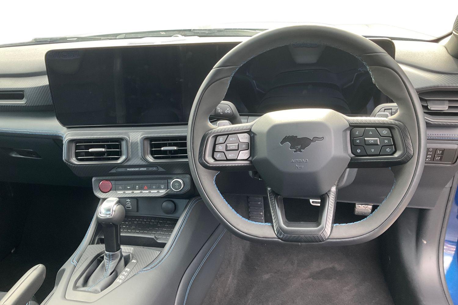 Ford MUSTANG Photo 10