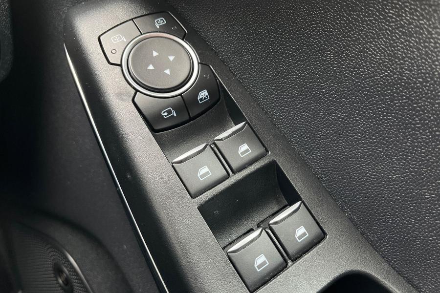 Ford Fiesta Photo autoimg-874e2df266b645b9fc5943dea36dfef64d2993db.jpg