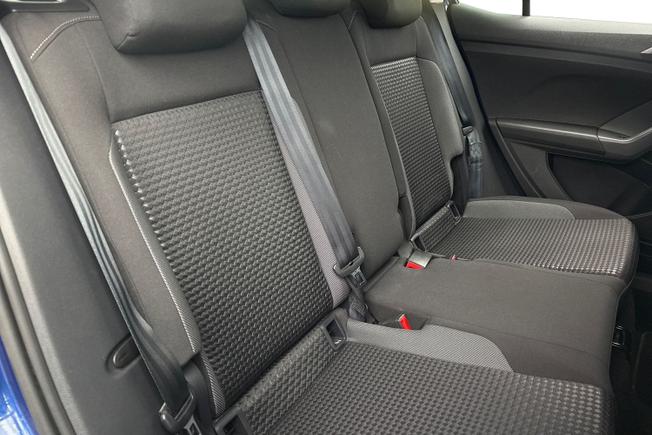 VOLKSWAGEN T-Cross Photo 9