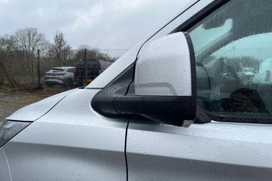 Used Ford TRANSIT CUSTOM WO25UPX 25