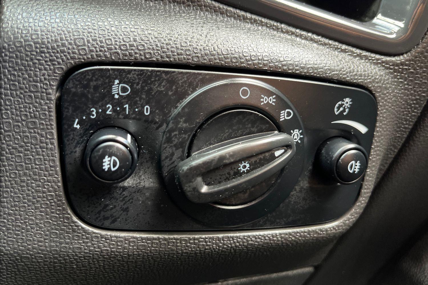 Ford EcoSport Photo 23