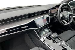 Audi A6 Avant Photo 2