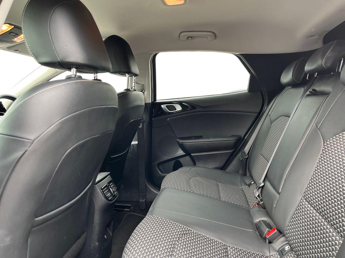 Kia XCeed Photo 3