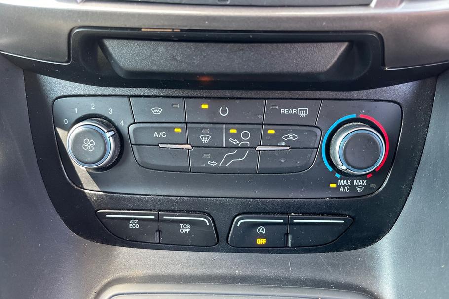 Used Ford TRANSIT CONNECT EO24UJX 36