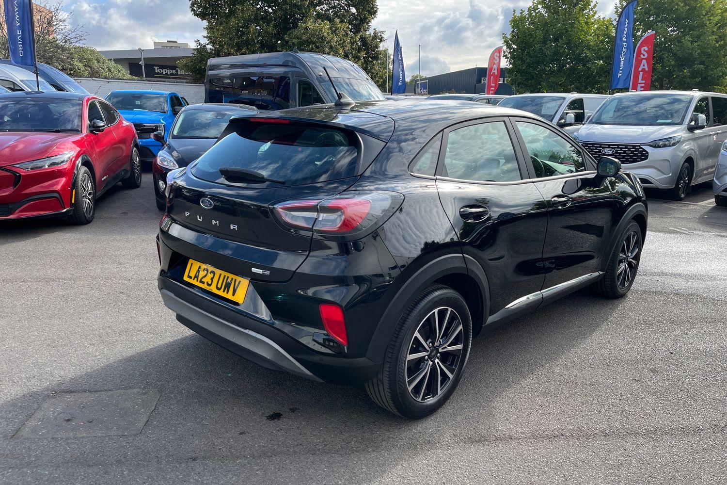 Ford PUMA Photo 35