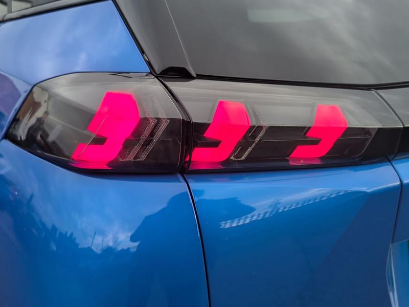 Used Peugeot E-2008 RY73ASO 28