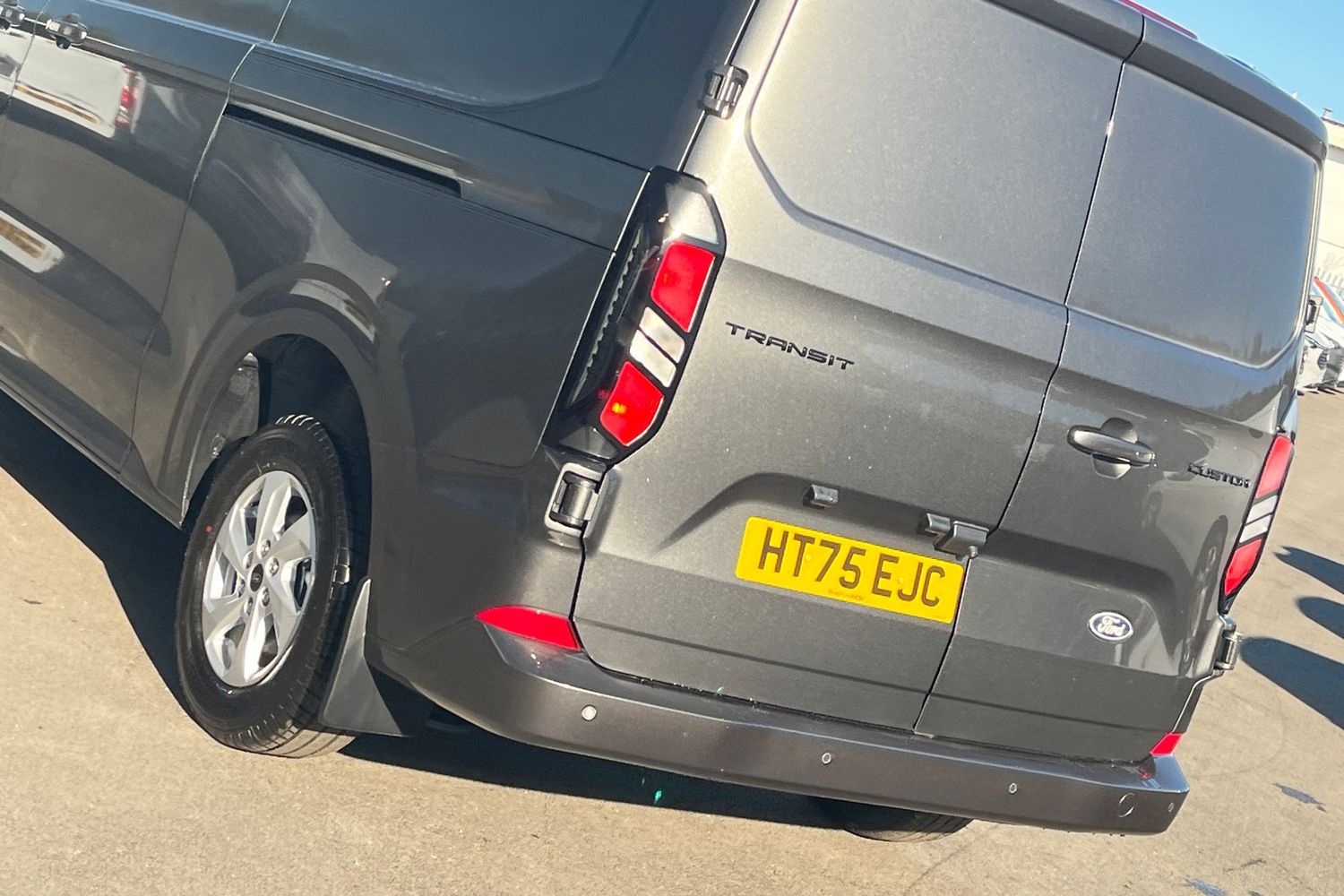 Ford TRANSIT CUSTOM Photo 39