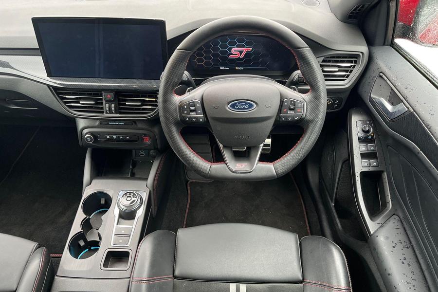 Ford FOCUS Photo autoimg-876ba736ecff79cce9eedb2847e1c066e3476523.jpg
