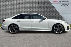 Audi A4 Photo 4