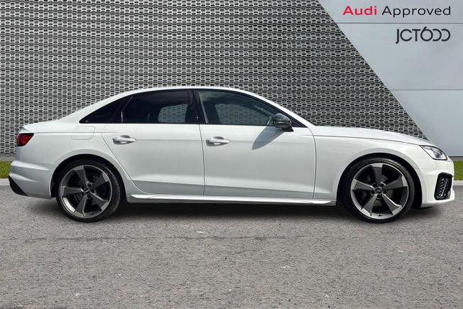 Audi A4 Photo 4