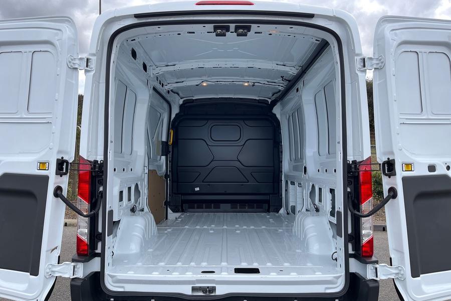 Ford TRANSIT Photo autoimg-87742e2cdd5b8e8a47053266f729d9396654fc6e.jpg