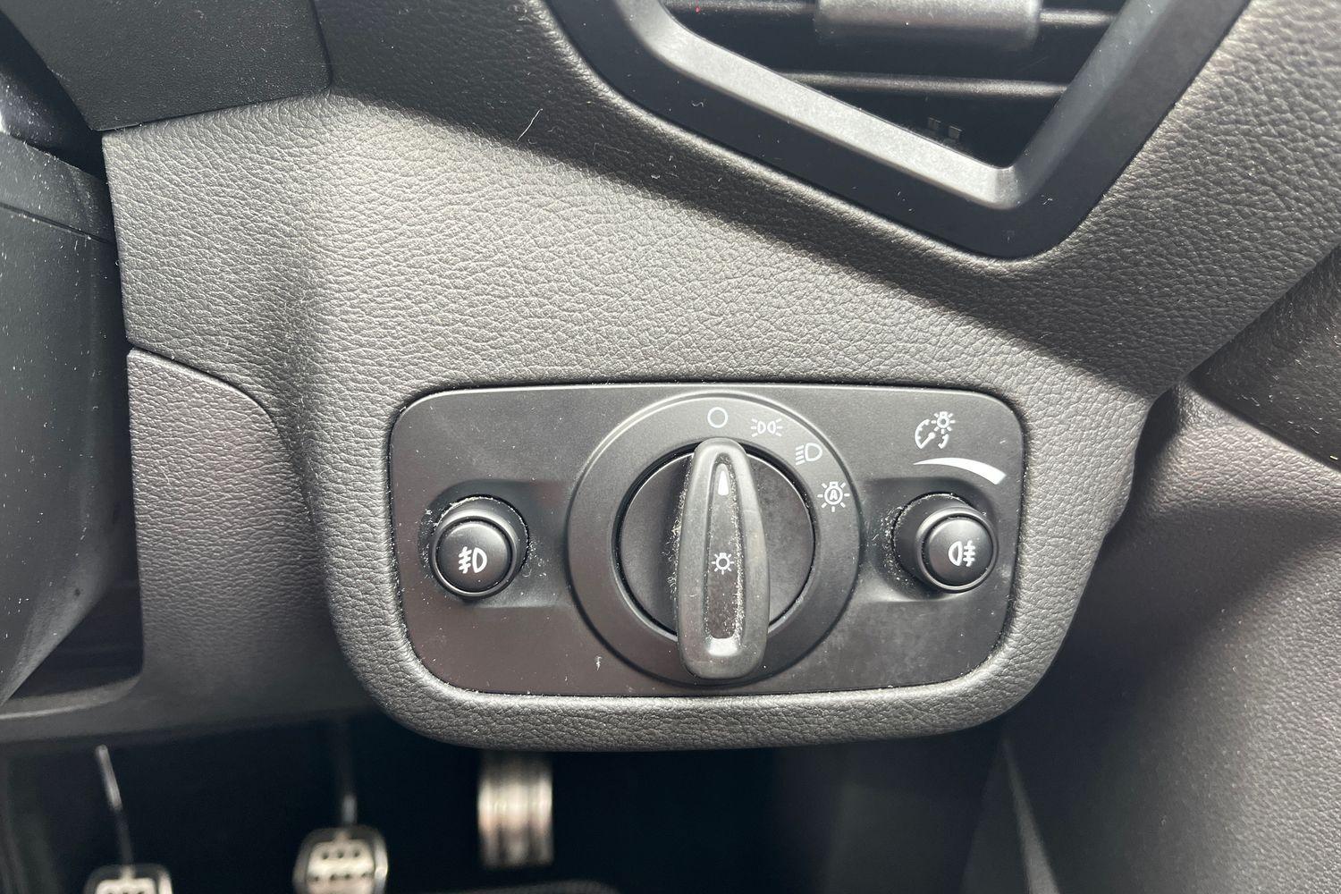 Ford KUGA Photo 27