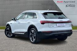 AUDI Q8 E-Tron Photo 3